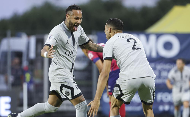  曼城B席当选赛季MVP，低调大师成中场运转核心  